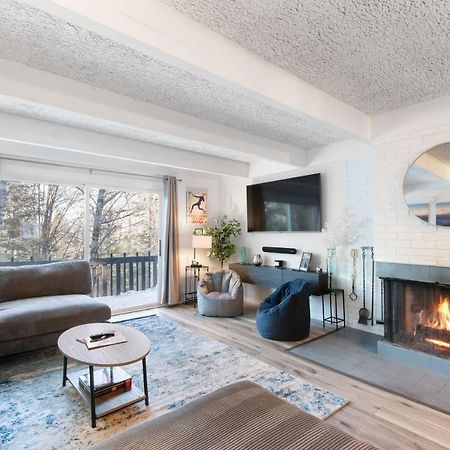 Vermont Getaway! Newly Renovated! Stratton Valley Exterior photo