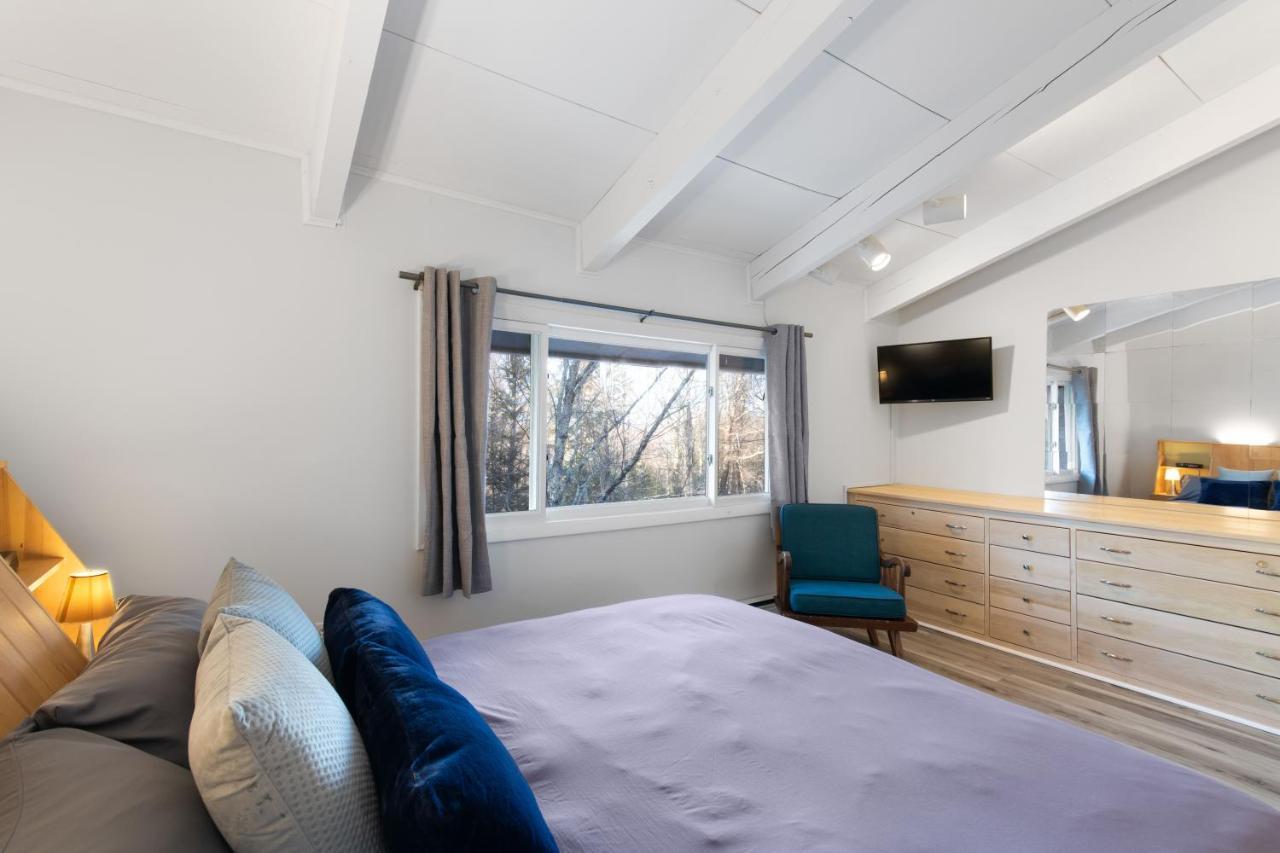 Vermont Getaway! Newly Renovated! Stratton Valley Exterior photo