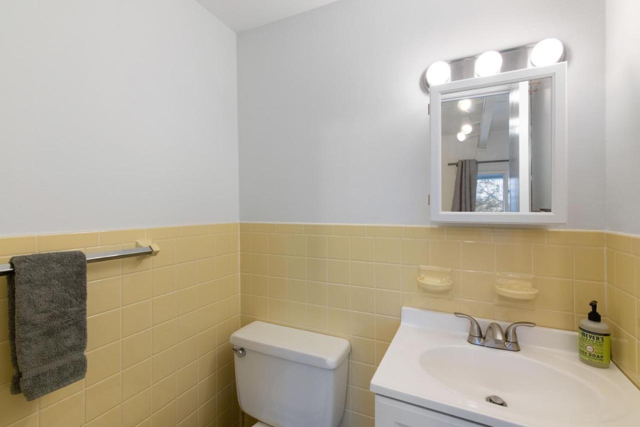 Vermont Getaway! Newly Renovated! Stratton Valley Exterior photo